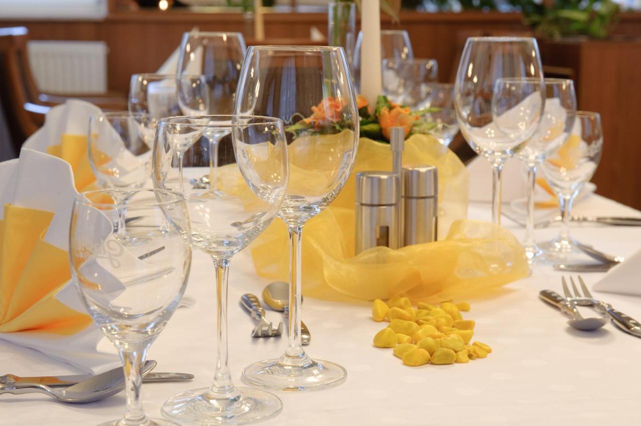 Stadthotel Stern Wißmar エクステリア 写真