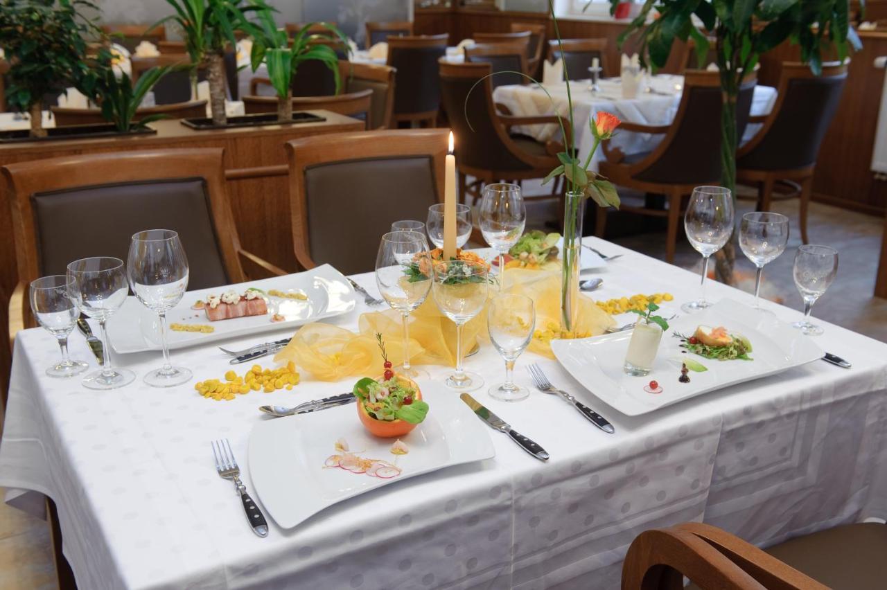 Stadthotel Stern Wißmar エクステリア 写真