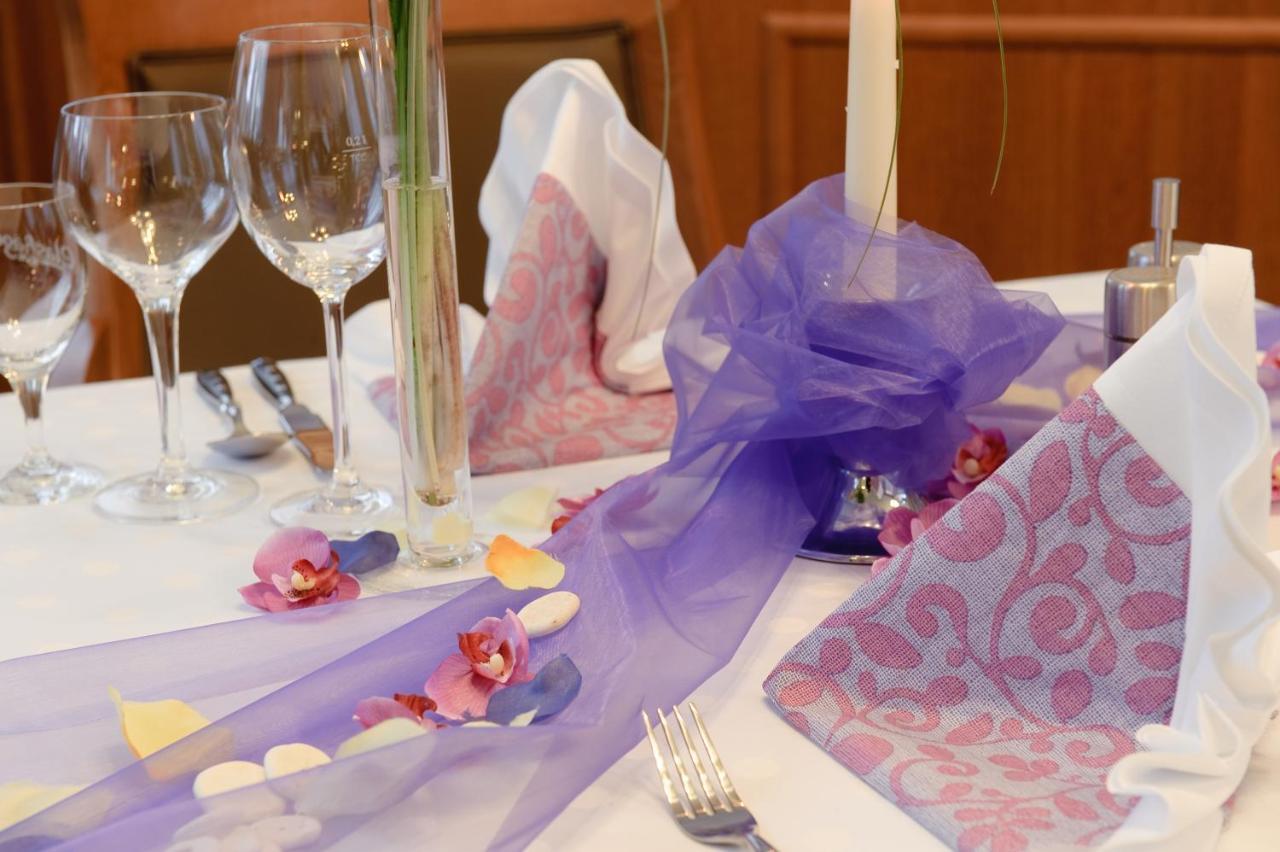 Stadthotel Stern Wißmar エクステリア 写真