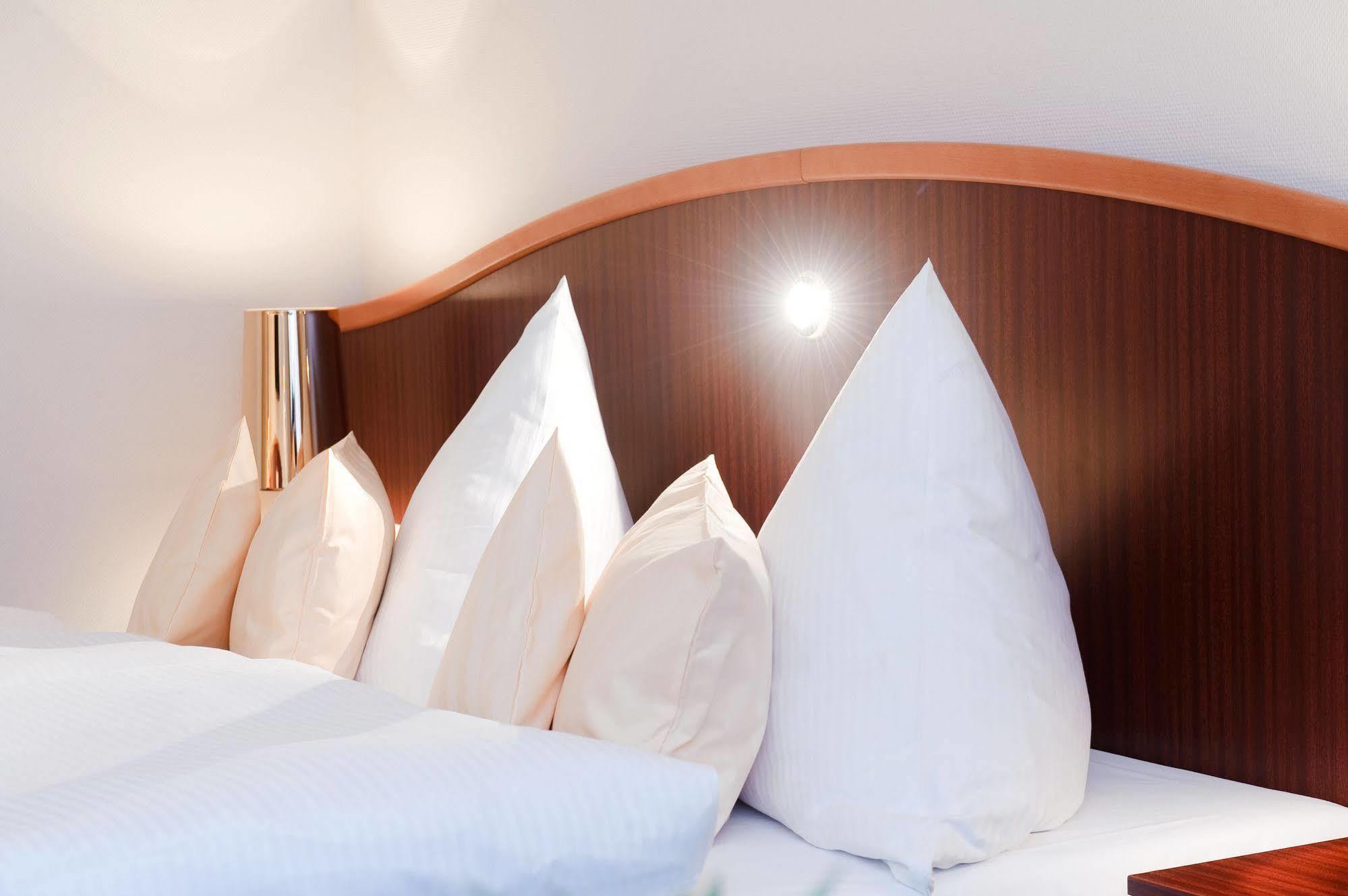 Stadthotel Stern Wißmar エクステリア 写真