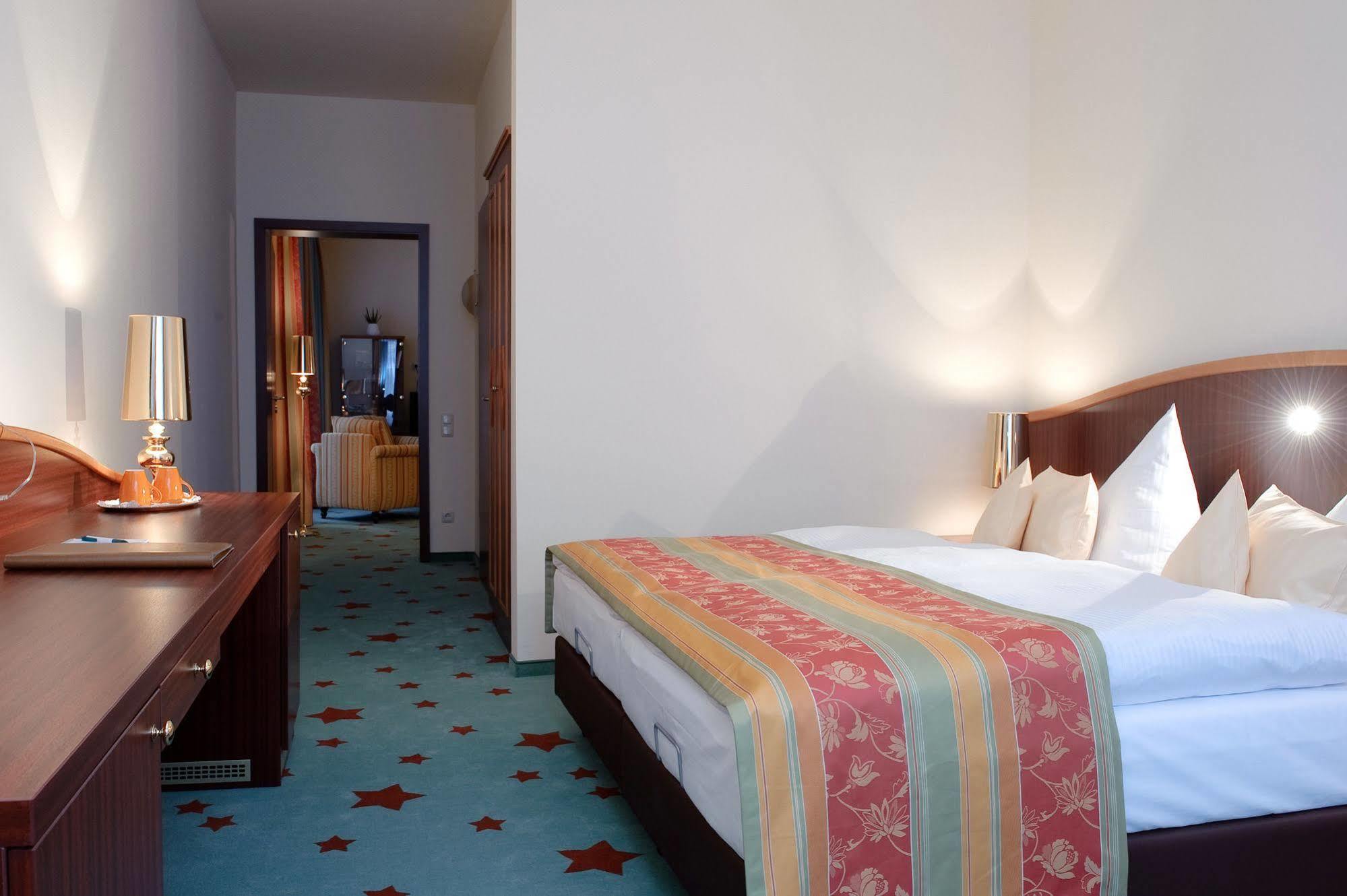 Stadthotel Stern Wißmar エクステリア 写真
