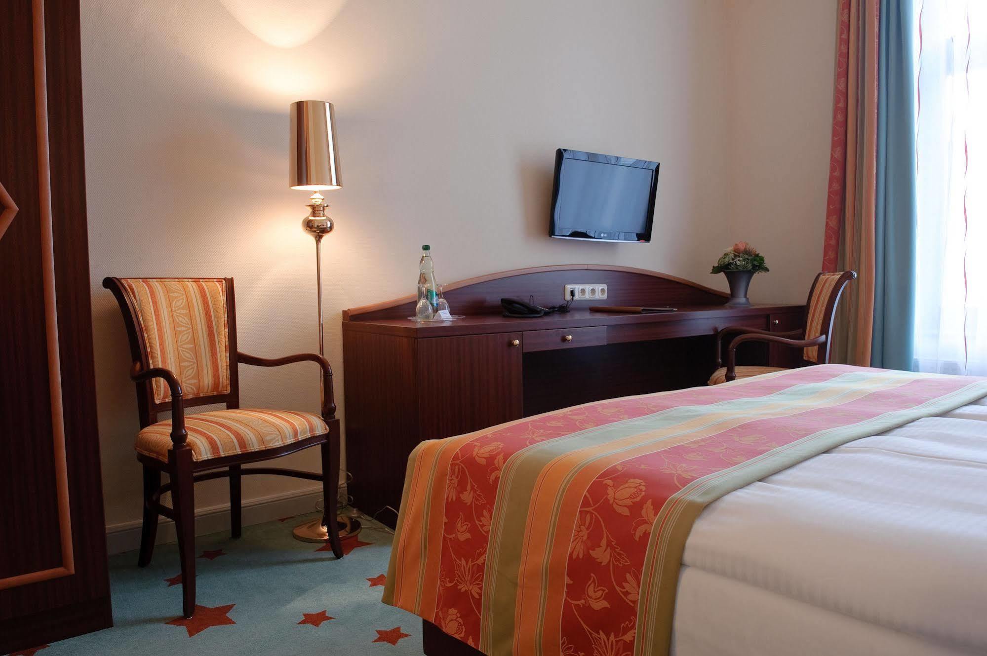 Stadthotel Stern Wißmar エクステリア 写真