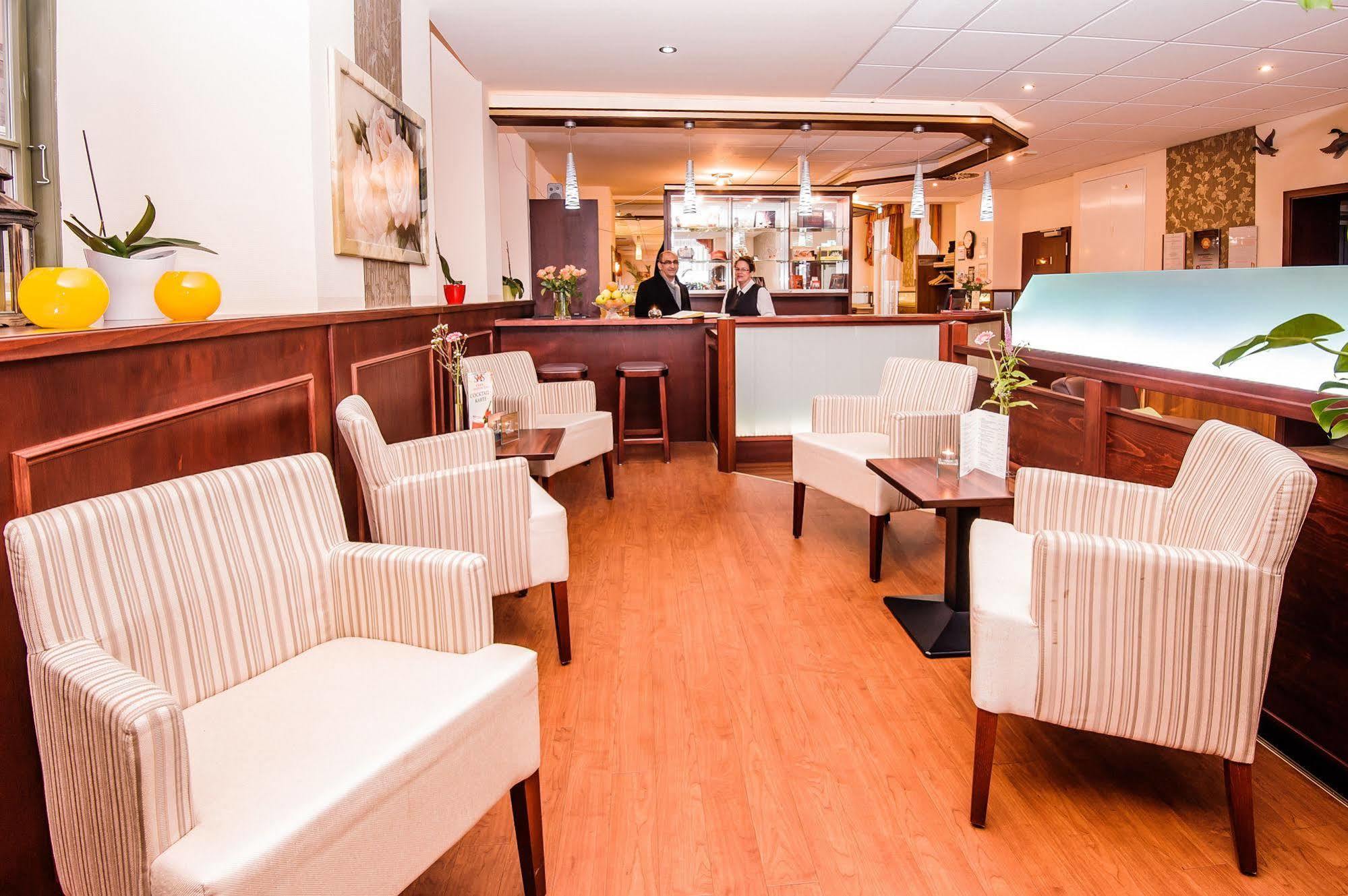 Stadthotel Stern Wißmar エクステリア 写真