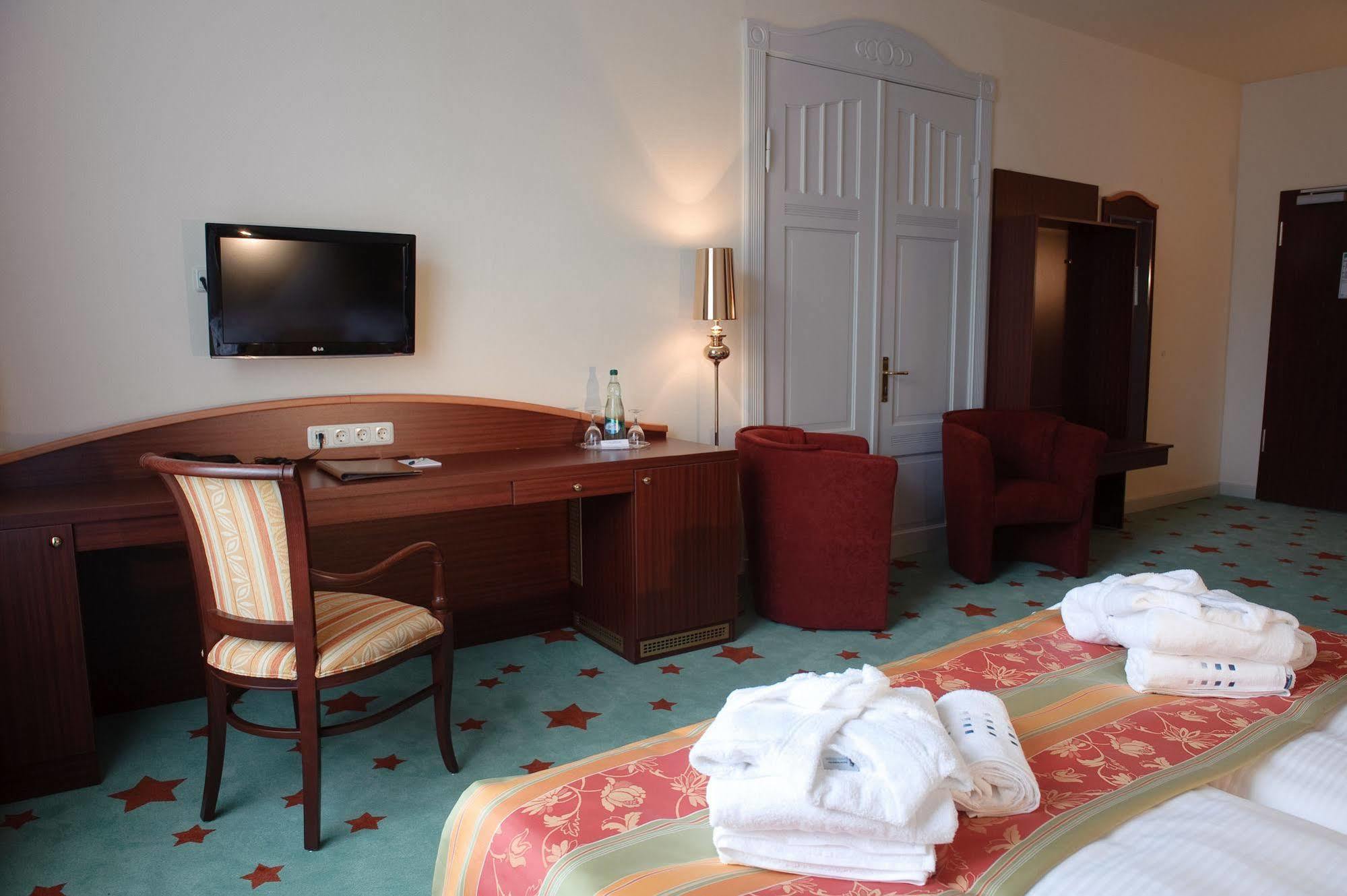 Stadthotel Stern Wißmar エクステリア 写真