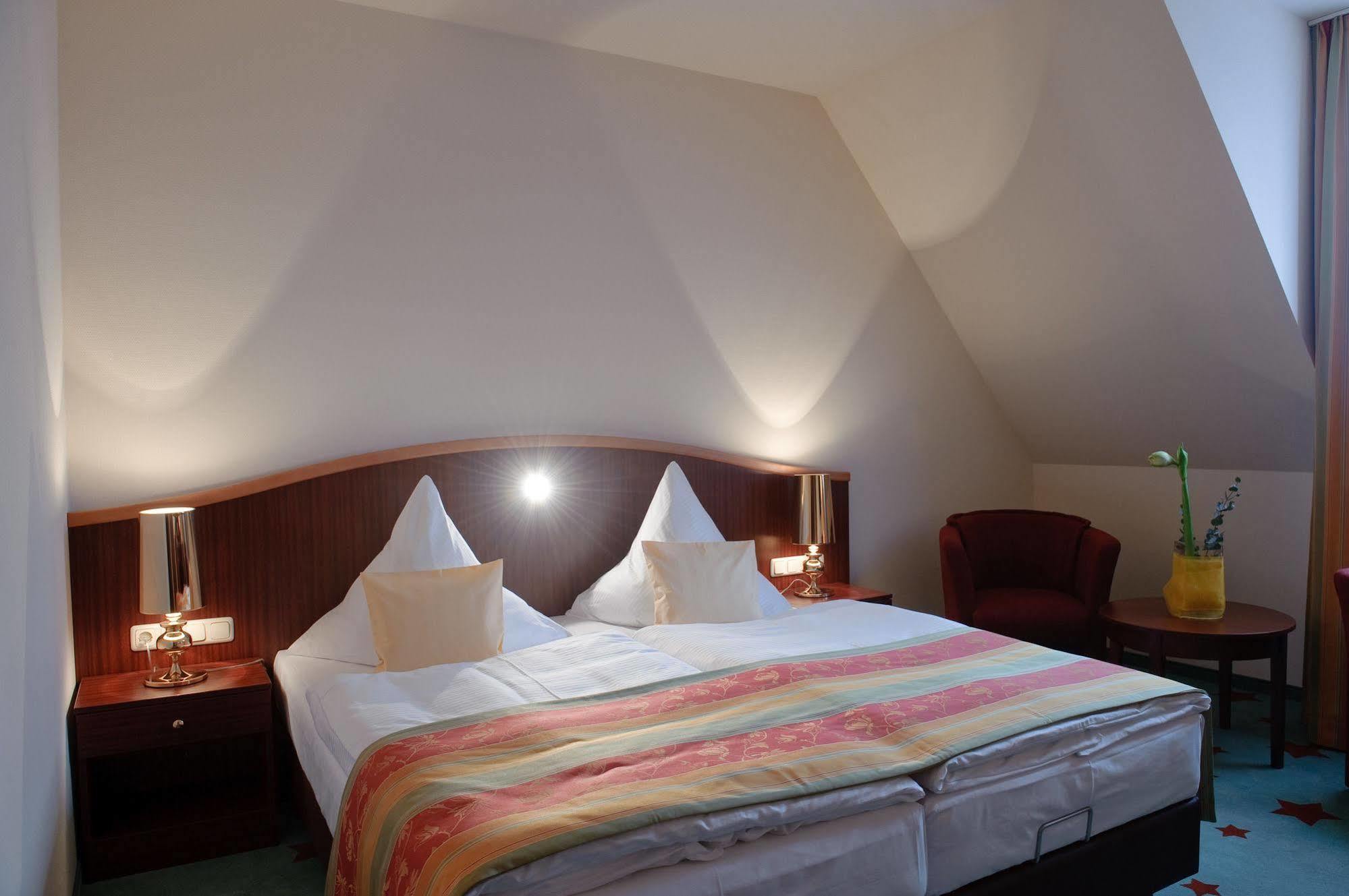 Stadthotel Stern Wißmar エクステリア 写真