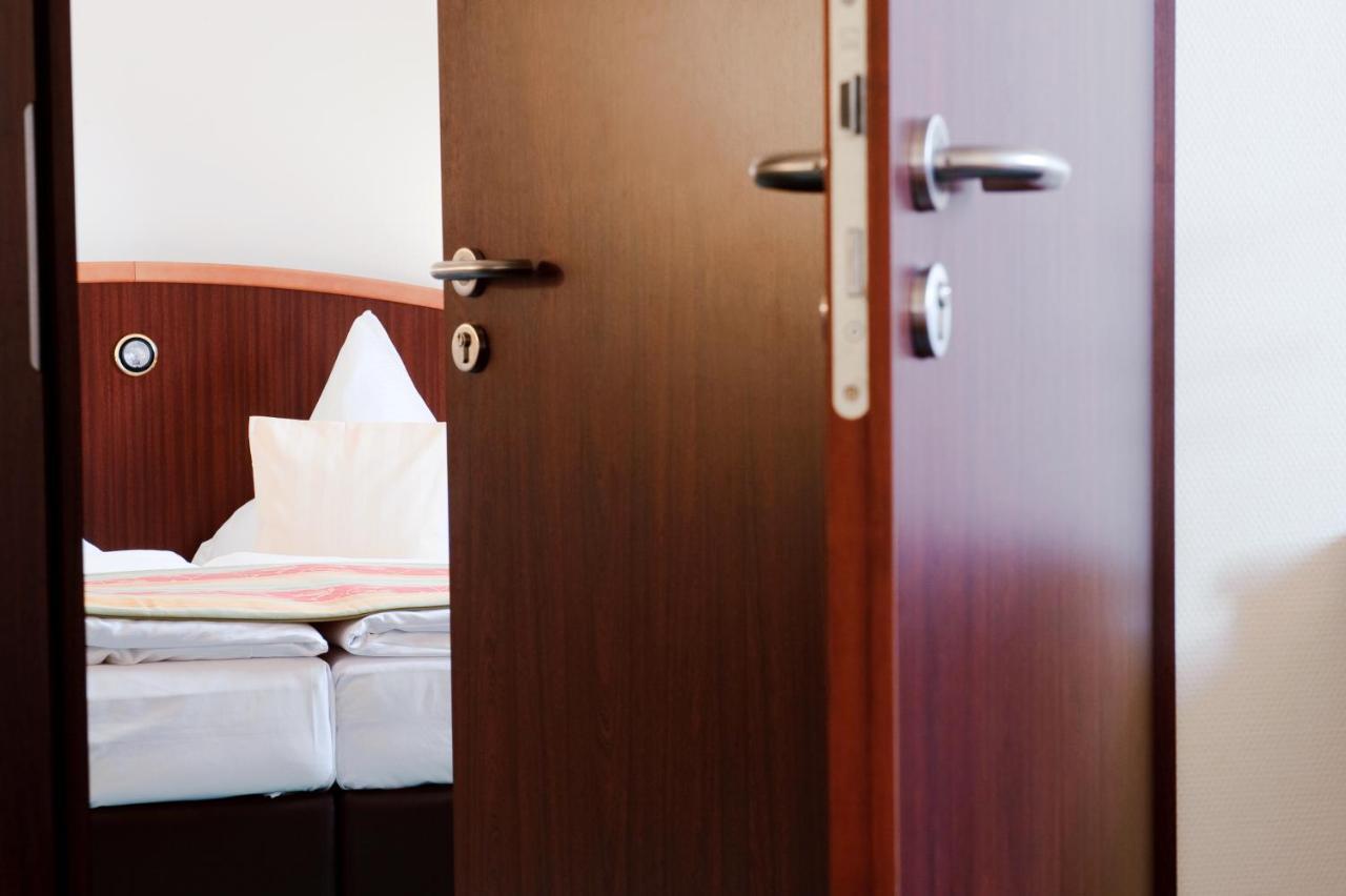 Stadthotel Stern Wißmar エクステリア 写真