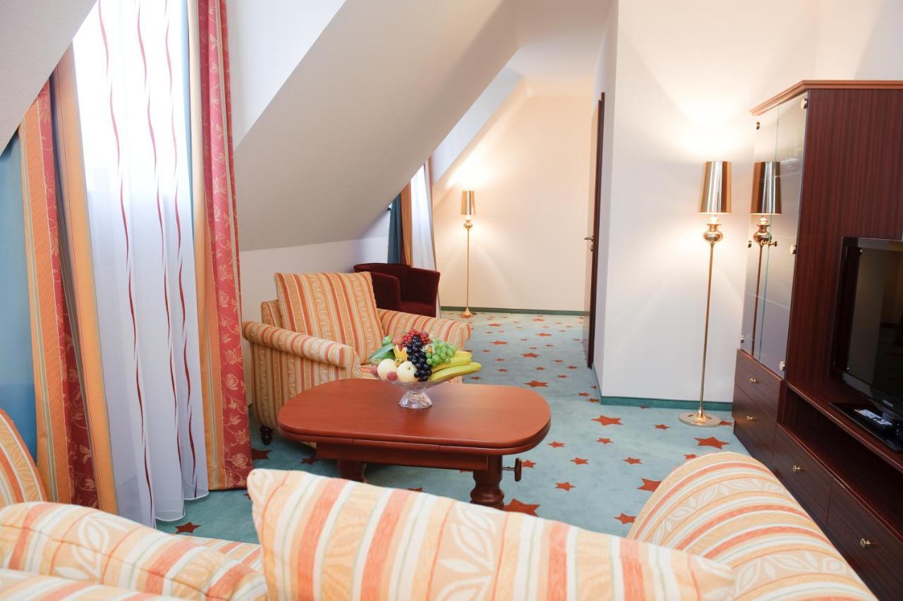 Stadthotel Stern Wißmar エクステリア 写真
