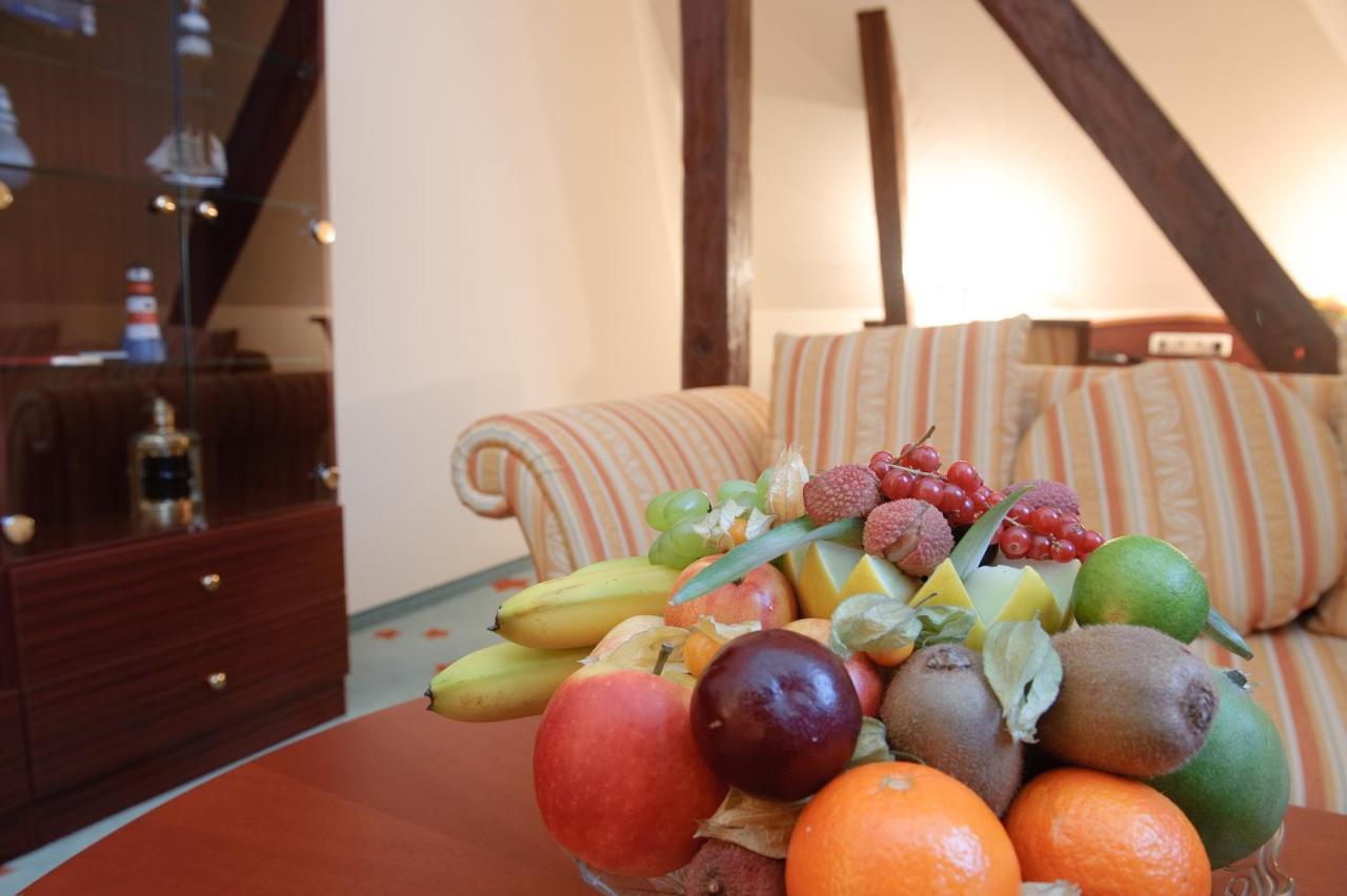 Stadthotel Stern Wißmar エクステリア 写真